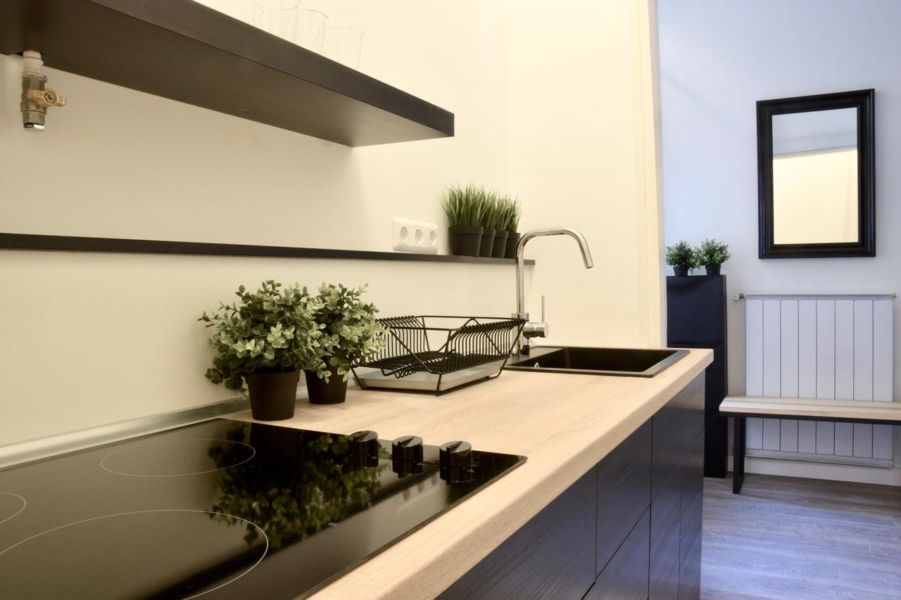 Standard Apartment By Hi5 - Dessewffy 39 ブダペスト エクステリア 写真