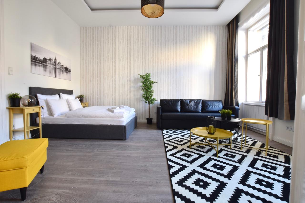 Standard Apartment By Hi5 - Dessewffy 39 ブダペスト エクステリア 写真