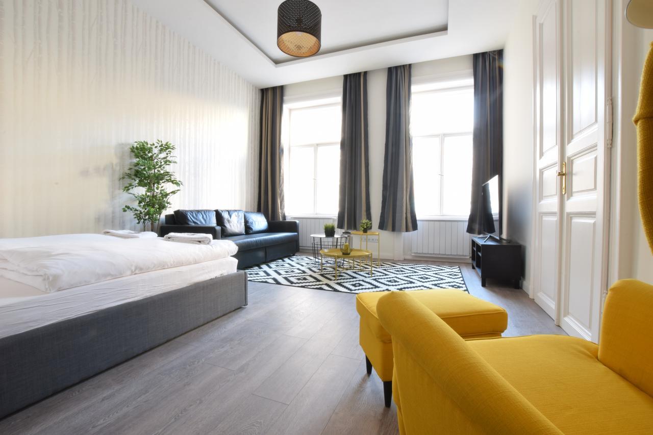 Standard Apartment By Hi5 - Dessewffy 39 ブダペスト エクステリア 写真